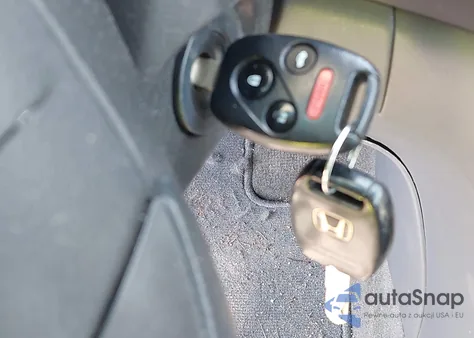 2006 Honda Accord 2.4 Se из США, поврежденный, VIN 1HGCM56346A086319